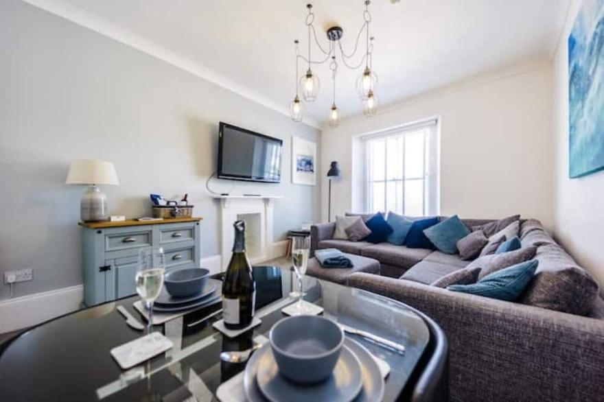 Flint House Tenby - Luxury couples apartment - Perfect Location