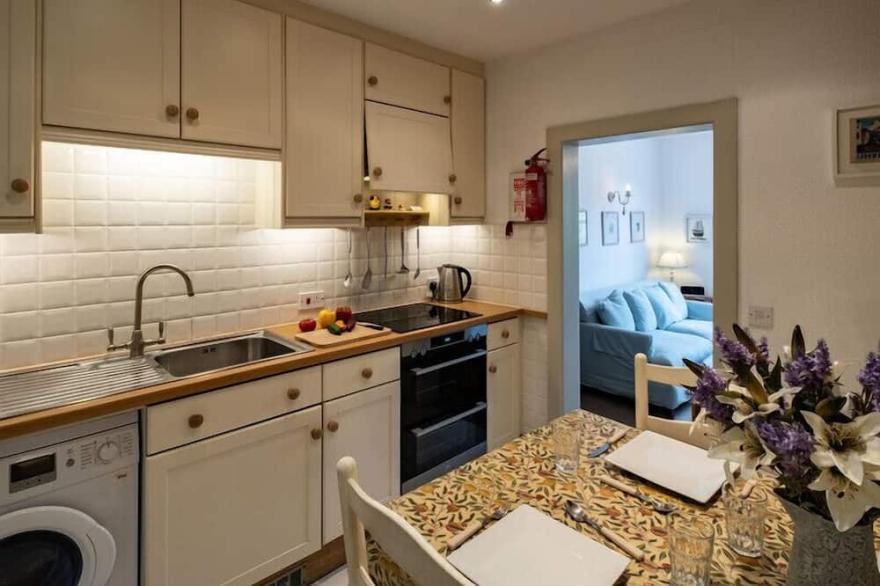 APRIL COTTAGE, with a garden in Port Isaac
