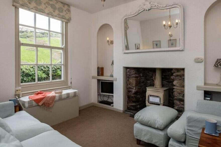APRIL COTTAGE, with a garden in Port Isaac