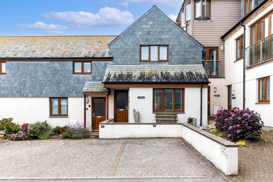 SEASPRAY, family friendly in Port Isaac