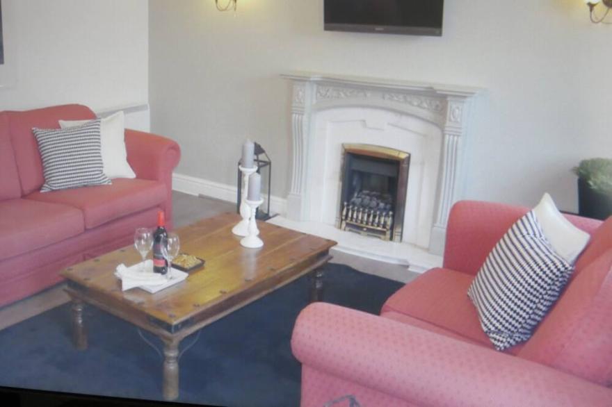 Luxurious apartment in character building with unrivalled lake and fell views