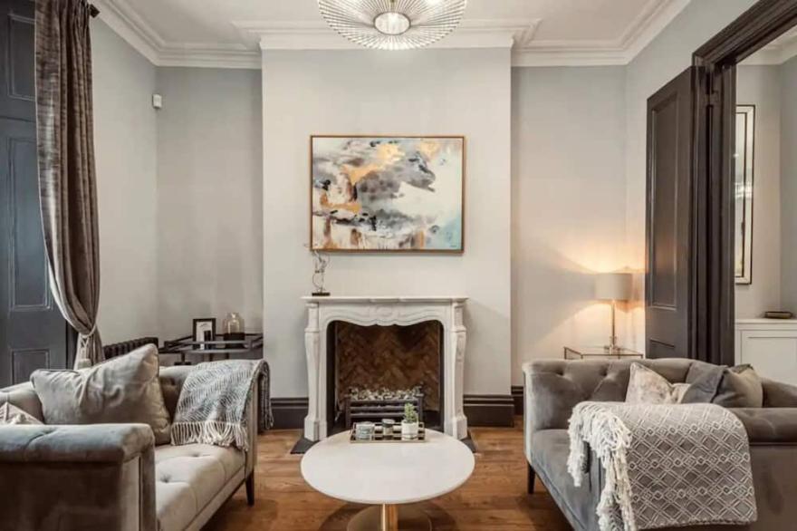 Luxurious & Central 3BD House - Chelsea