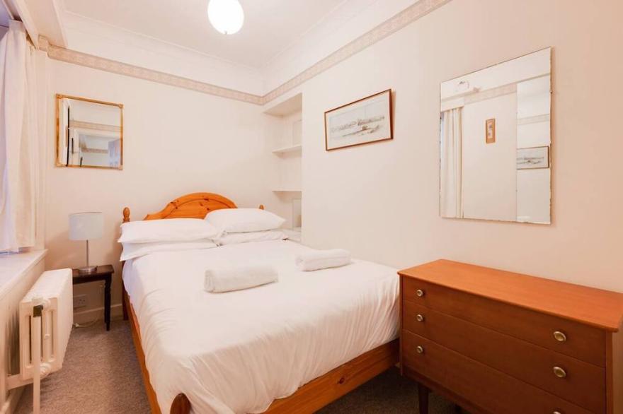 The Cabin in the beautiful Hove