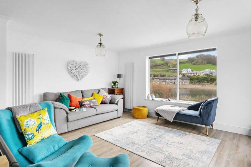 A lovely cottage for couples in the pretty south Devon village of Torcross, South Hams with stunning