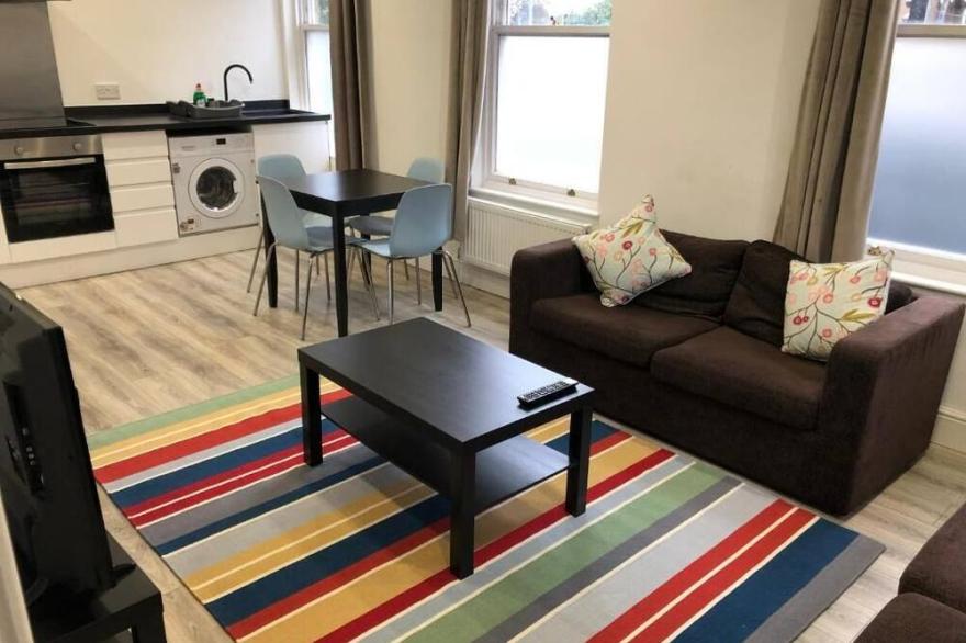 Stunning 2-Bed Apartment in Chelmsford