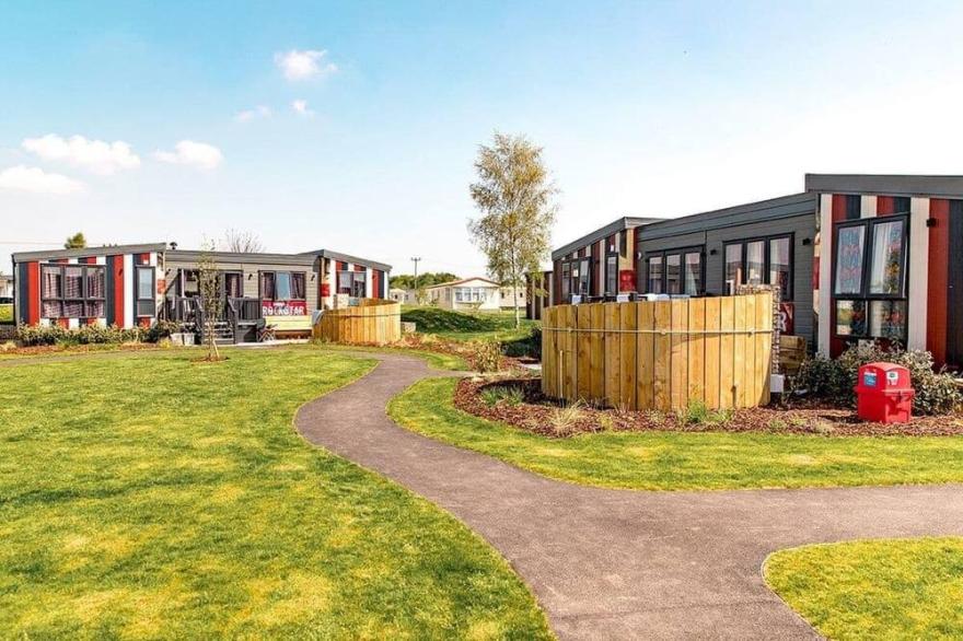 3 bedroom accommodation in Tattershall