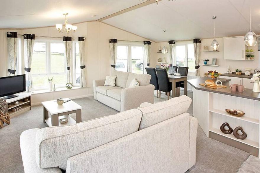 3 bedroom accommodation in Tattershall