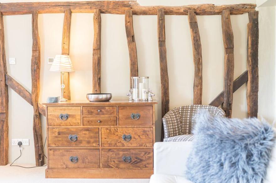 18th Century Farmhouse Renovated to Provide Luxury