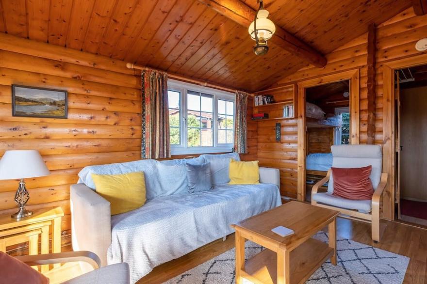 2 bedroom accommodation in Blaenau Ffestiniog