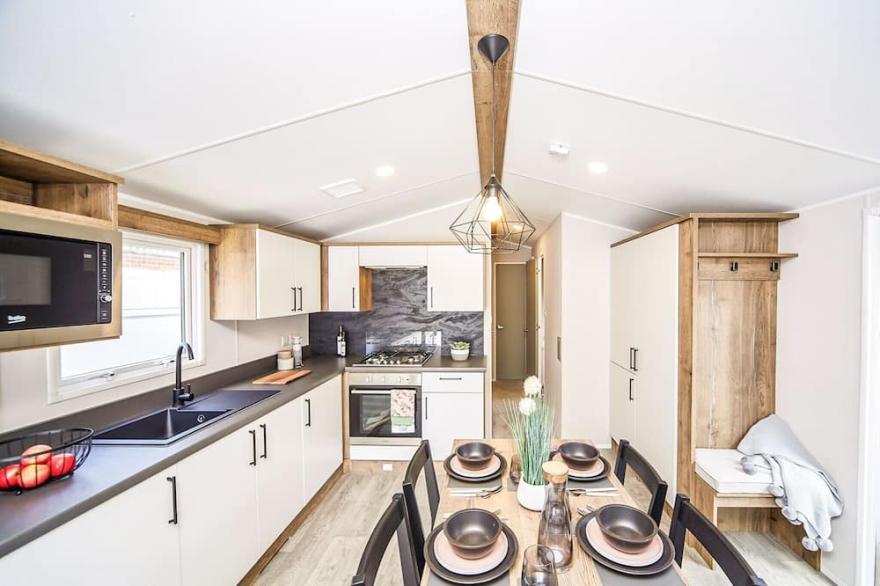 2 bedroom accommodation in Guisborough, Saltburn-by-the Sea