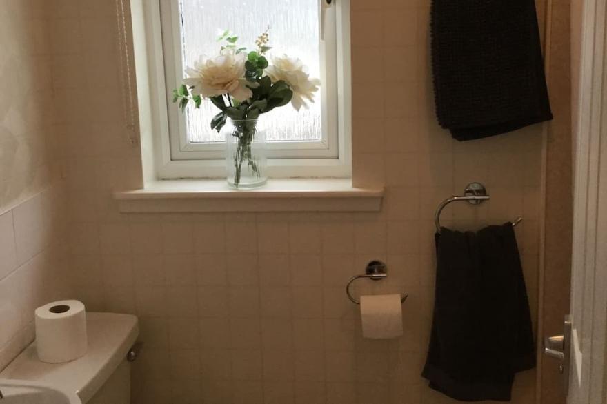New  Village apartment close to train station.