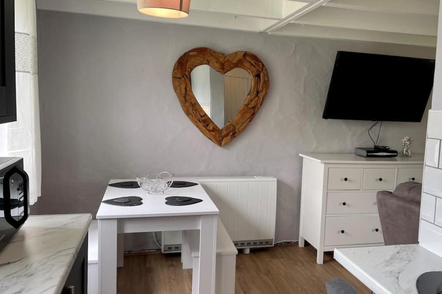 Horizons - Two Bedroom House, Sleeps 4