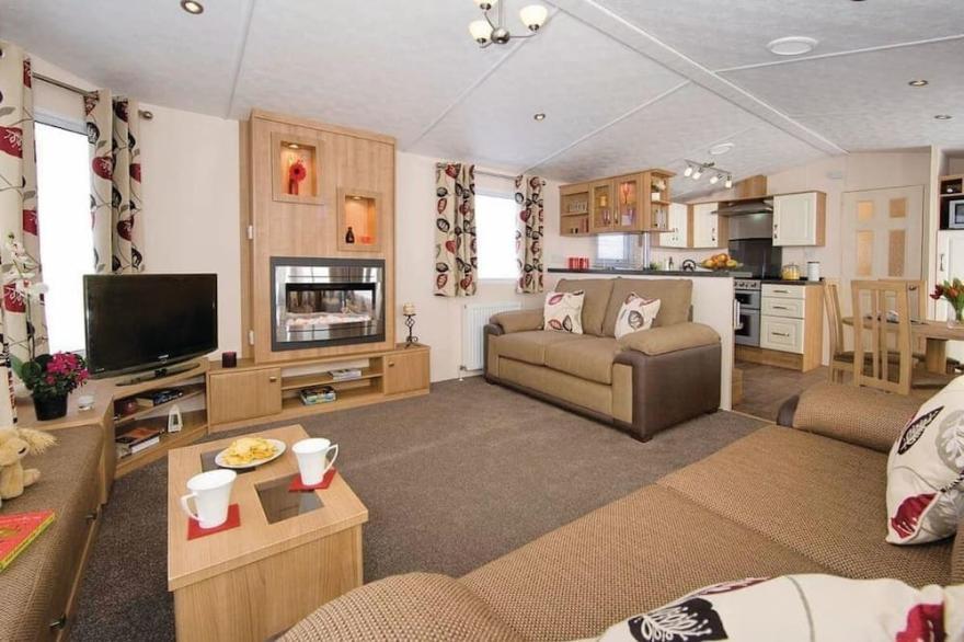 3 bedroom accommodation in Burnham-on-Sea