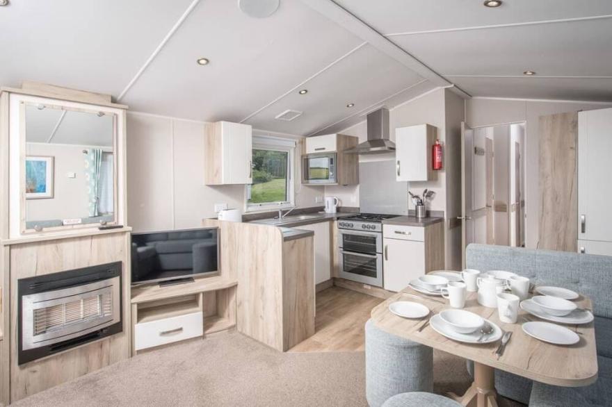 2 bedroom accommodation in Looe