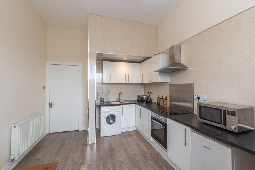 Contemporary 3 Bed City Centre Appartment - Ensuite
