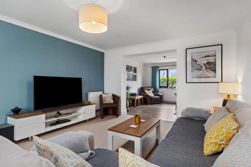 Woodfield House - Beautiful Tenby Cottage