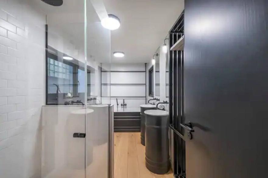 Trendy 2bed 2bath, Covent Garden