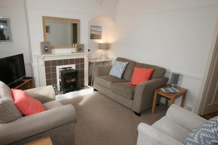 Sherbet Lemon - Two Bedroom House, Sleeps 4