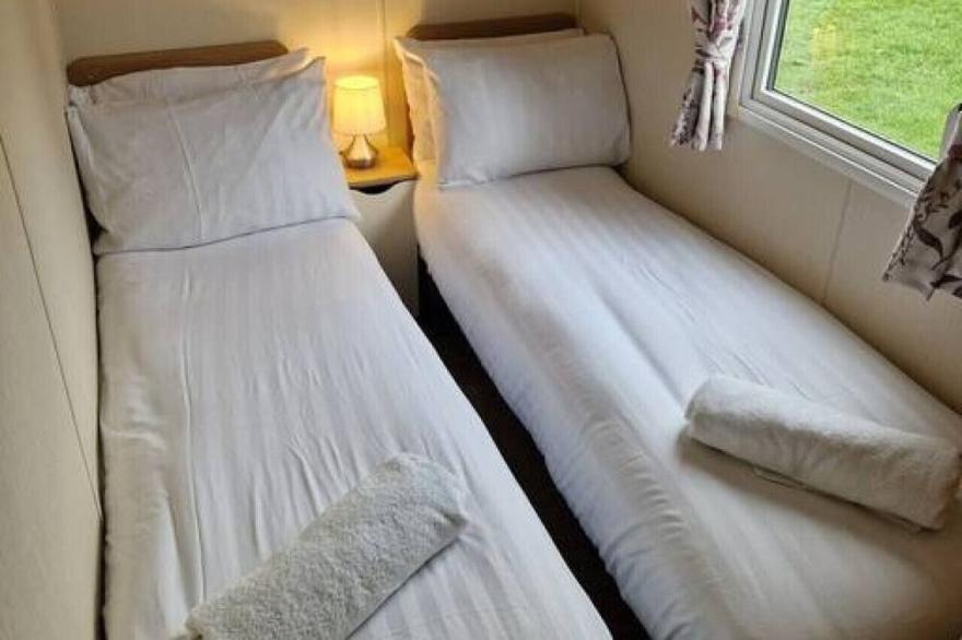 3 Bed hideaway @ Weymouth Bay