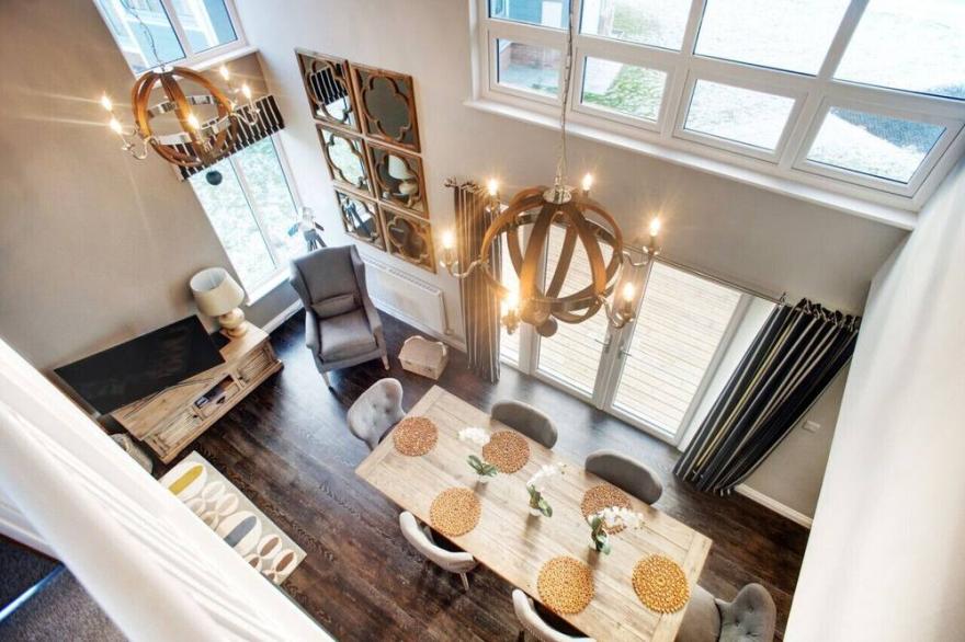 The Lantern House - Three Bedroom House, Sleeps 6