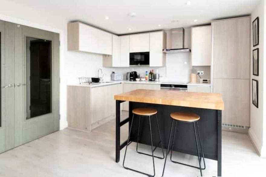 Aston Henry James Luxury apartment in Maidenhead
