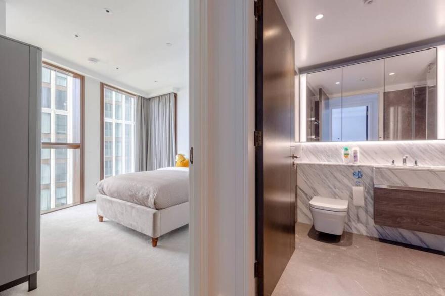 Luxurious 3BD Flat by the River Thames - Vauxhall