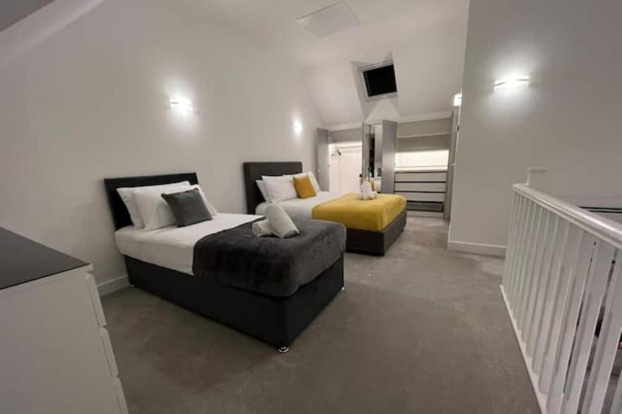 Cosy Barnfield 3bdr House, Contractors & Families