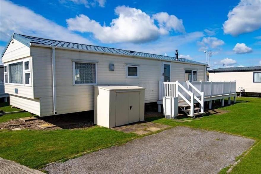 SP4 - Camber Sands Holiday Park - Near Beach
