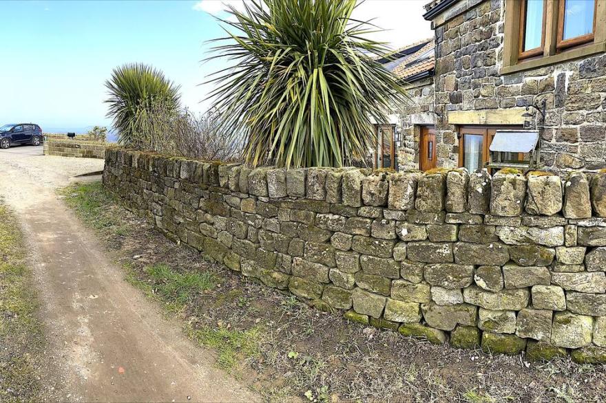 Cottage in idyllic setting, a short drive from Staithes