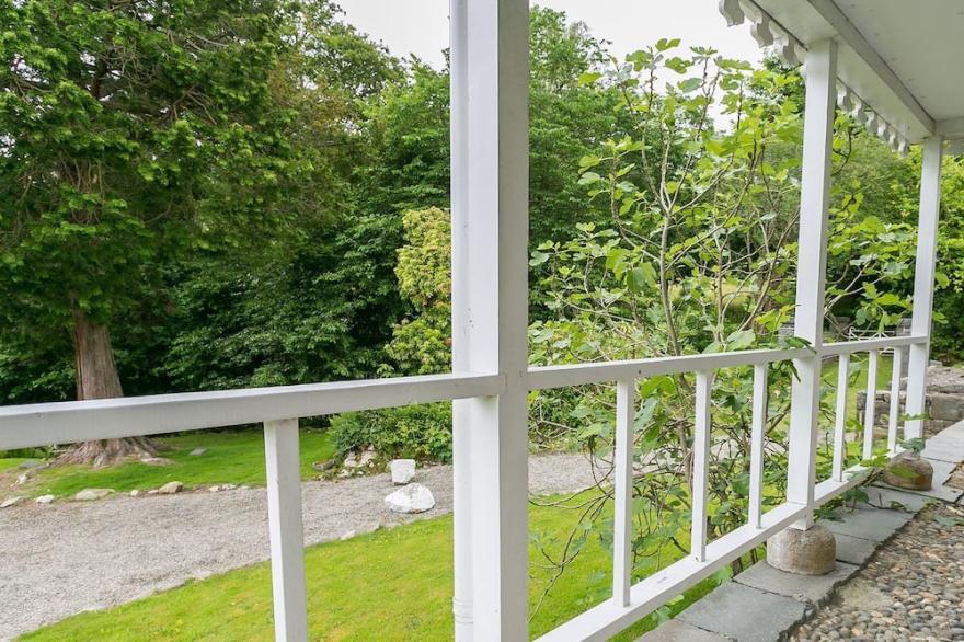 Cae Mab Dafydd -  a cosy fire that sleeps 3 guests  in 2 bedrooms