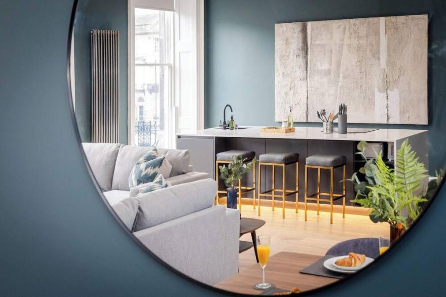 Brenna Suite: 1 bed, 1 bath luxury apartment