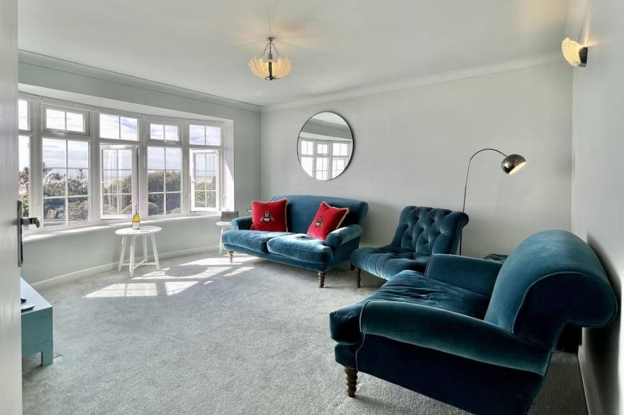 Ferring Marine by inspirestays.com - an apartment that sleeps 4 guests in 2 bedrooms