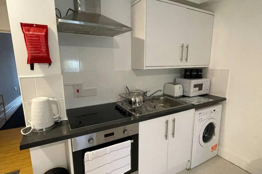 Cosy & Sleek 1BD Flat - Mile End