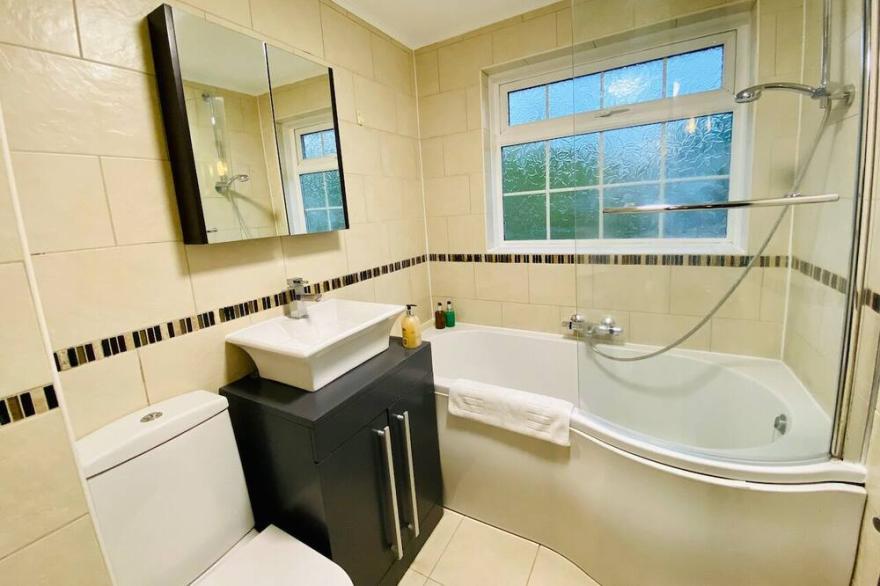 Perfect For Contractors & Home From Home Inbetween