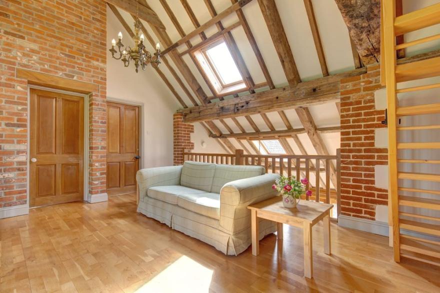 Williams Barn -  a self catering cottage that sleeps 10 guests  in 5 bedrooms