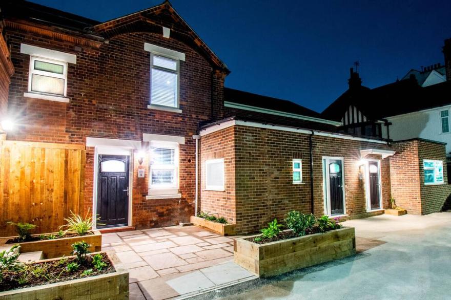 Modern 1 Bed Self Catering Suite