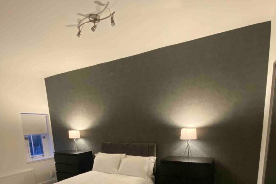 Spacious 3 Bedroom Maisonette