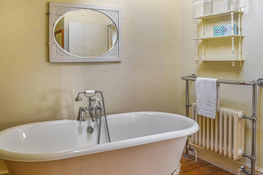 4 bedroom accommodation in Santon, near Holmrook