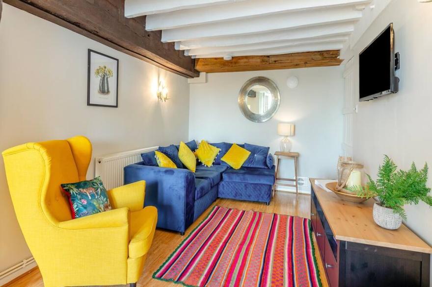 3 bedroom accommodation in Westonzoyland, near Bridgwater