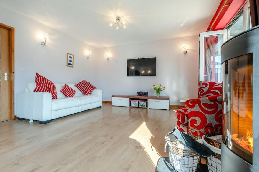 4 bedroom accommodation in Mount Hawke, near Truro
