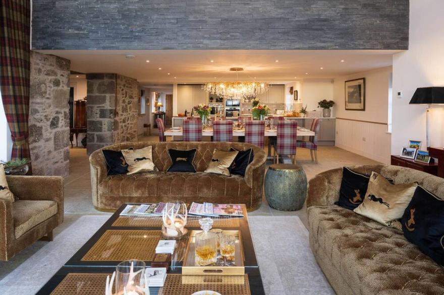 Luxury Hunting Lodge on Stunning Scottish Estate