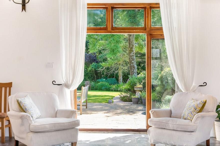 5 bedroom accommodation in Kingsbridge