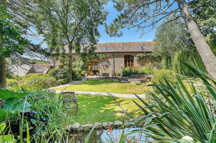 5 bedroom accommodation in Kingsbridge