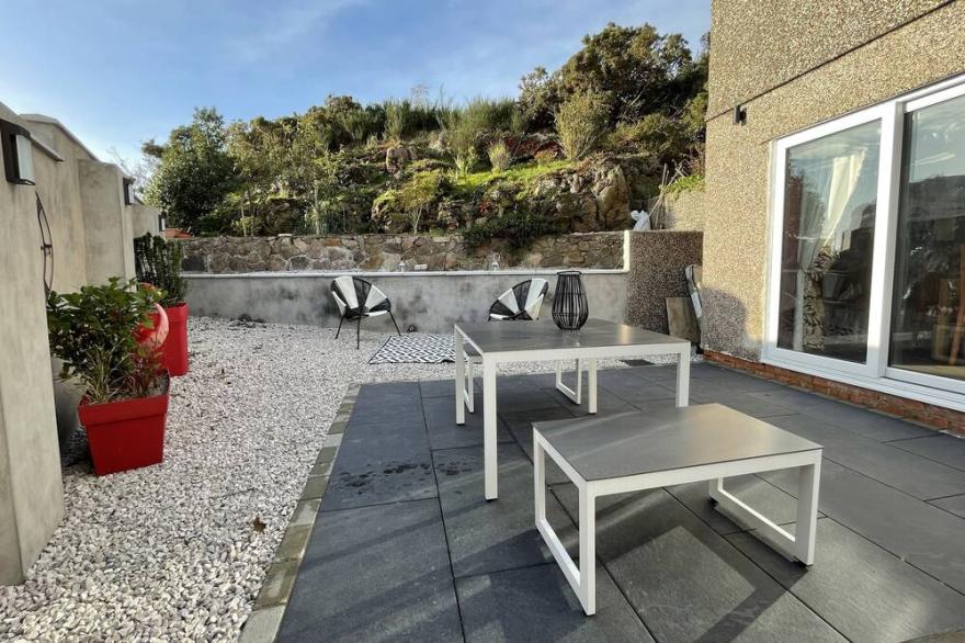 Rhoslan. Boutique Style Farmhouse in Snowdonia
