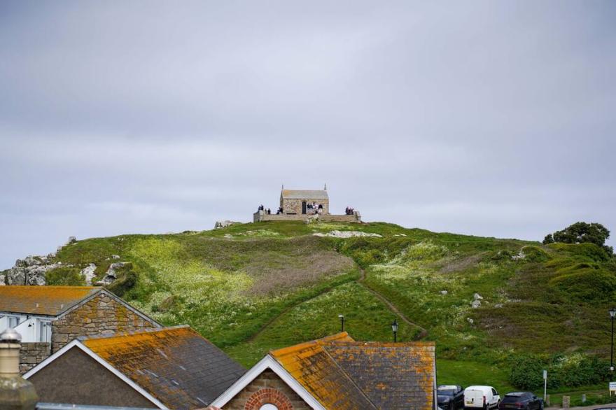 Burow Cottage - Sleeps 6 - Downalong, St Ives