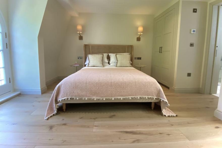 Luxury Town House
