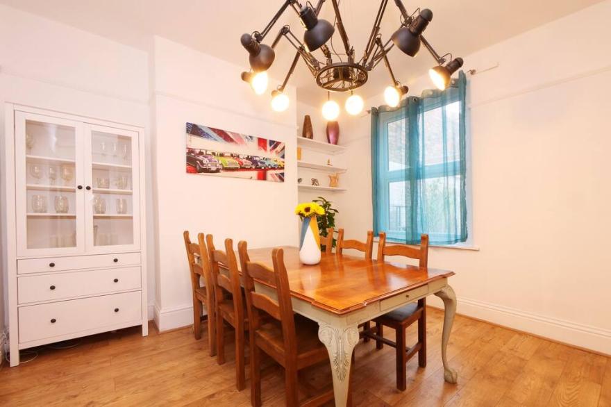 3-Bedroom house in central location