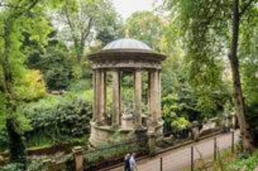 Luxury Georgian City Retreat | 5★ Location | Patio