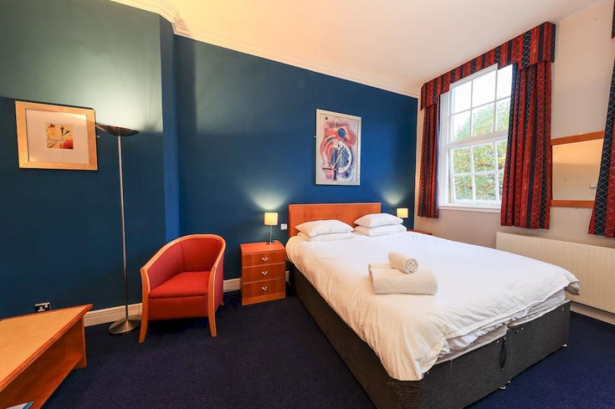 Delightfully Spacious Studio Beautiful Lace Market