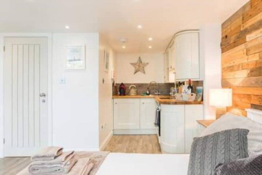 Delightful Salcombe house with panoramic views